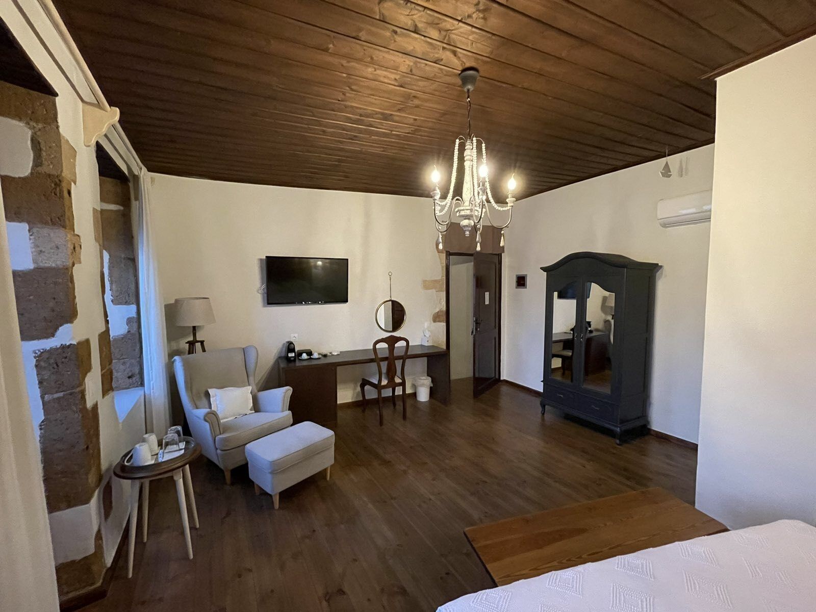 deluxe double room, balcony, sea view | 1 bedroom, minibar, desk, soundproofing