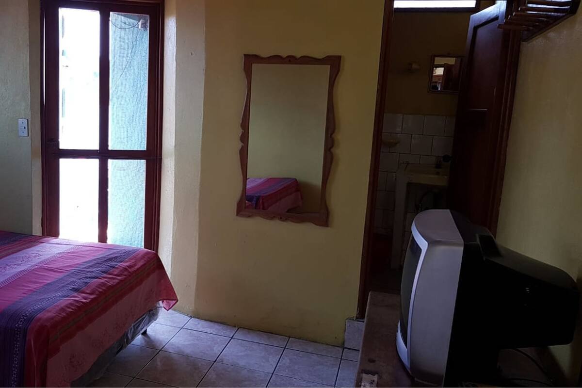 Desk, WiFi (free), bed sheets
