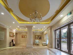 Lobby - Vienna Hotel (Sanya Yalong Bay Qianguqing) (Sanya)