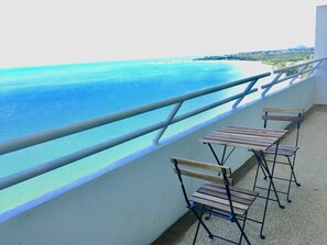 Standard Connecting Room - No Kitchen | 浴室 | 花灑/浴缸組合、浸缸、免費梳洗用品