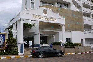 Front of property - Milford Paradise Huahin (Pranburi)