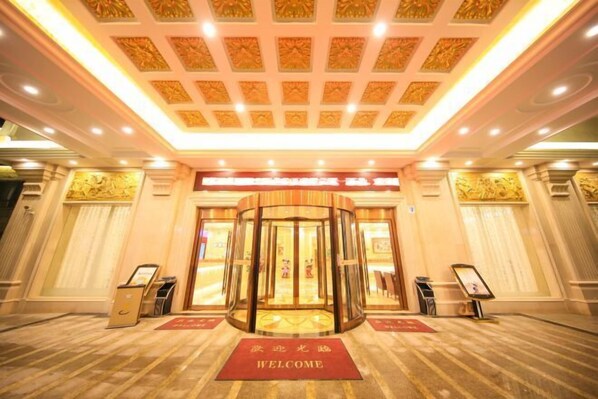 Exterior - Vienna Hotel (Shanghai Wild Animal Park Metro Station) (Shanghai)