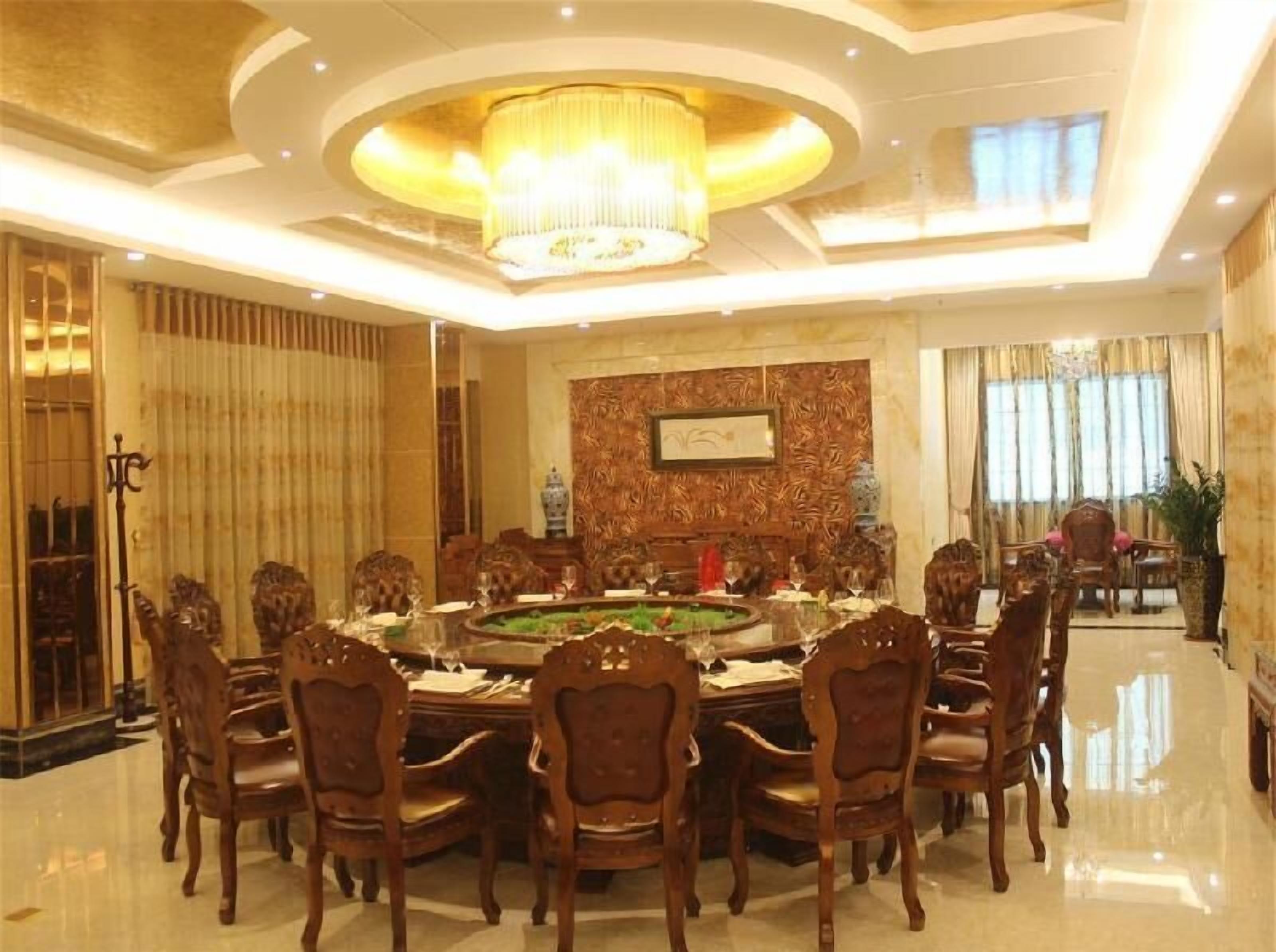 Banquet hall