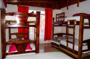 Dormitorio compartido | Wifi gratis