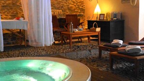 Bañera de hidromasaje interior