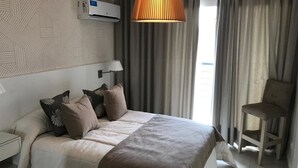 标准公寓, 1 间卧室 | 高档床上用品、办公桌、隔音、熨斗/熨衣板