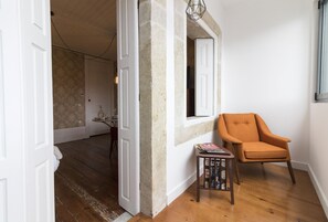 Deluxe Studio (First Floor) | Room amenity - Casa da Picaria (Porto)