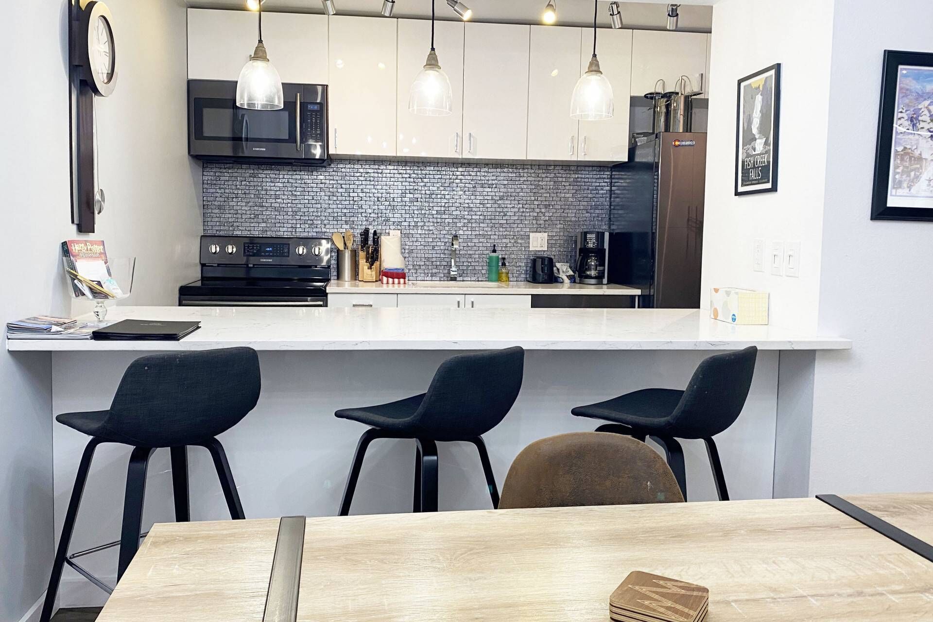 Give Thanks for Deals! 10% off stays November only!