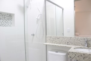 Quarto casal | Banheiro | Chuveiro, produtos de toalete grátis