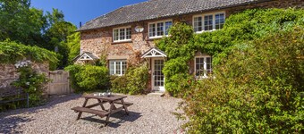 Luccombe Cottage, Luccombe