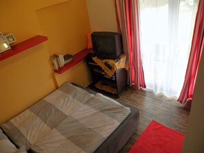 2 bedrooms, WiFi