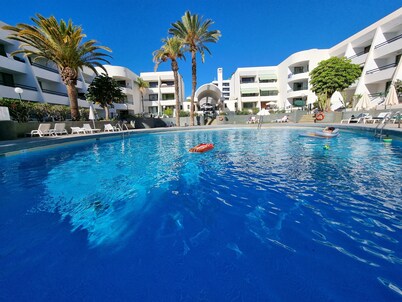 Casa Palmera 2 only 150 meters to the beach, heated pool, Wifi, SAT-TV