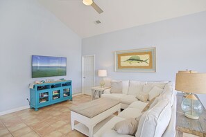 TV - All Tide Up - Miramar Beach! Gulf Views! Steps to the Beach! Great Porch Space! (Miramar Beach)