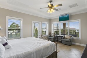 5 soverom, internettilgang og sengetøy