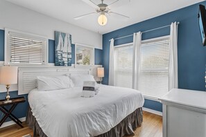 4 bedrooms, Internet, bed sheets - Skinny Dippin - Gulf View, Heated Community Pool, Convenient Beach Access! (Miramar Beach)