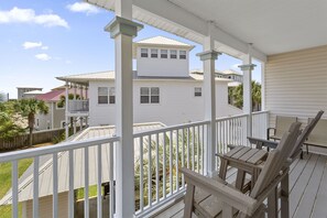Property grounds - Skinny Dippin - Gulf View, Heated Community Pool, Convenient Beach Access! (Miramar Beach)