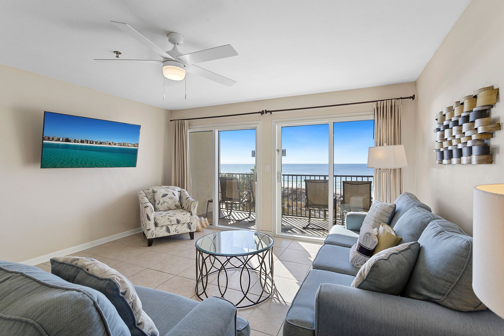 Windancer 302 - Gulf Front, Miramar Beach, Community Pool, Free Beach Service!