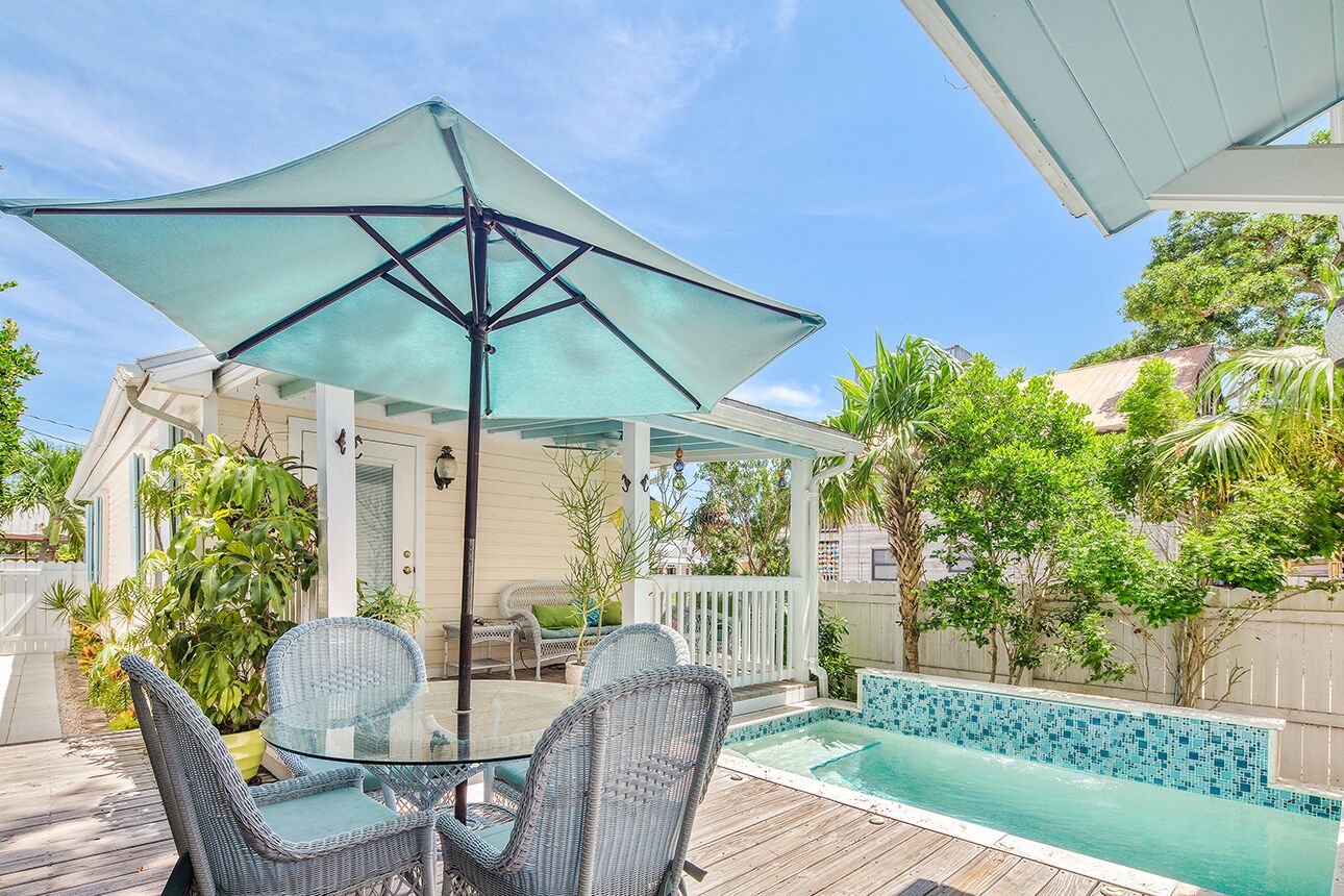 ~ COPA CABANA ~ Classic Key West cottage just a stone’s throw from the water.