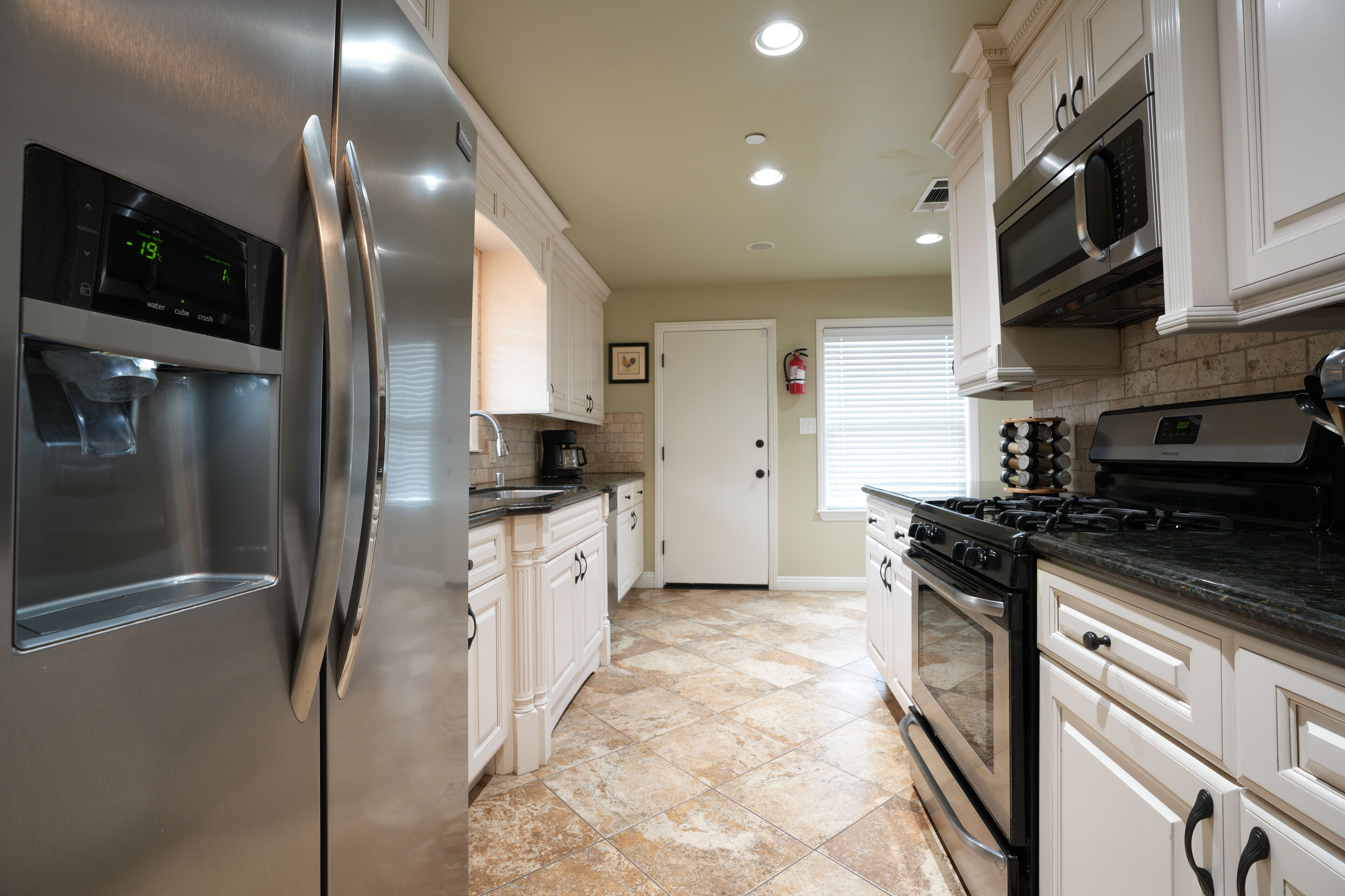 Dazzling 5 Bedroom Pool Home 1/4 Mile To Disney