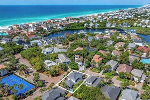 Exterior - Amazing Grace - Destiny West, Heated Private Pool, Fitness, Community Hot Tub! (Destin)