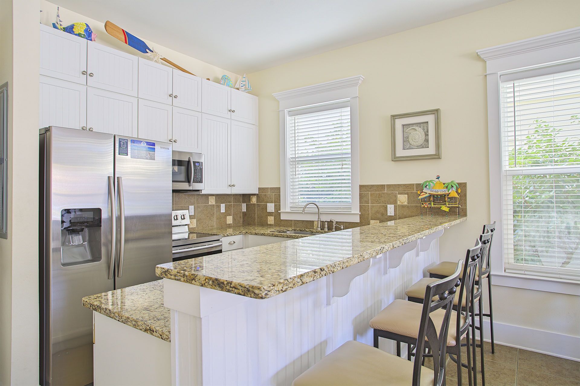 Island Time - Miramar Beach Villas! Short Walk to Beach! Community Pool!