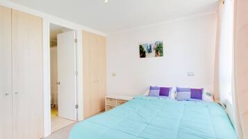 Standard Apartment, 2 Bedrooms | 2 bedrooms, free WiFi, bed sheets