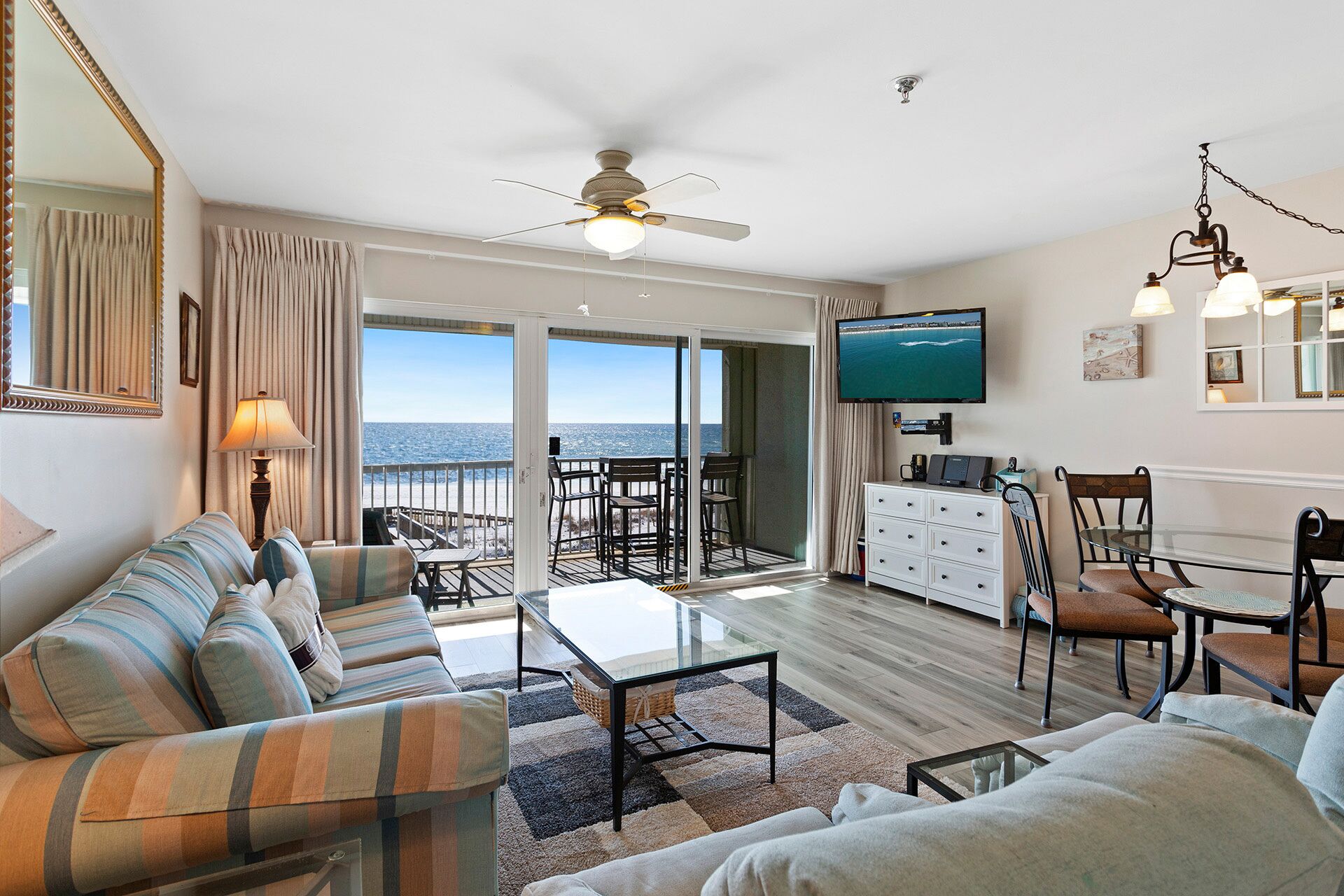 Commodore's Retreat 204 - Gulf Front! Seagrove Beach! 30A! Community Pool!