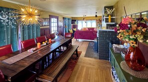Dining - SHABBY CHIC WATERFRONT RETREAT serene low bank waterfront home w/ gas fire pit. (Vashon)