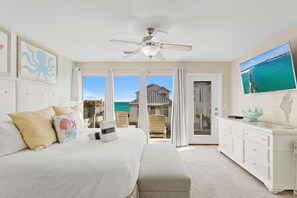 3 bedrooms, Internet, bed sheets - Pelican Place - 30A, Seagrove Beach, Heated Saltwater Pool, Deeded Beach Access! (Santa Rosa Beach)