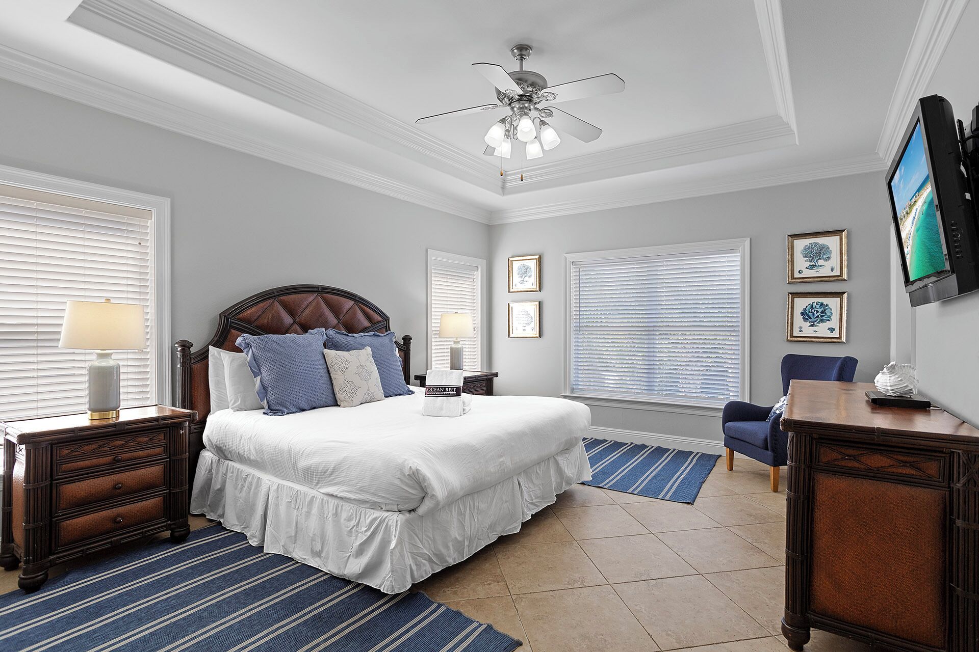 4 bedrooms, internet, bed sheets