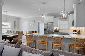 Interior - Surfin Safari - Heated Private Pool, Custom Tiki Bar, Steps to the Beach! (Miramar Beach)