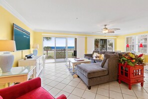 TV - Amalfi Coast 201A - Miramar Beach! Gulf Views! Two Pools! Gym! Tennis Courts! (Miramar Beach)