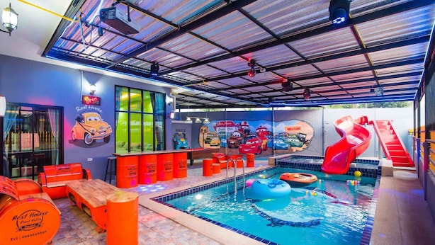 4 Bedrooms Villa | ลานระเบียง/นอกชาน
