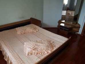 Classic Double Room Single Use | 1 bedroom, premium bedding, iron/ironing board, free WiFi