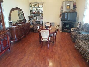 Interior - El-Lizi Guesthouse (Kobuleti)