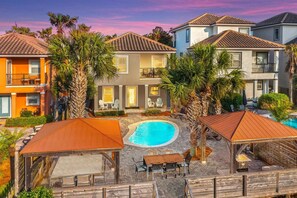 A heated pool - Breakaway (Updated) - Steps to the Beach! Private Pool! Great Outdoor Space! (Miramar Beach)