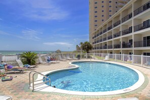 A heated pool - Panorama - Gulf Views! Heated Private and Community Pool! Free Beach Service! (Miramar Beach)