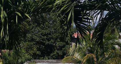 Hotel Casa Flores De Tikal