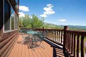 独立别墅, 多张床 (Valley View Home) | 阳台