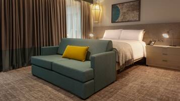 Premium bedding, minibar, in-room safe, desk