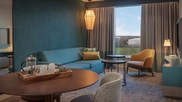 Premium bedding, minibar, in-room safe, desk