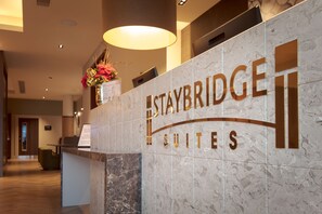 Exterior - Staybridge Suites London Heathrow - Bath Road by IHG (West Drayton)