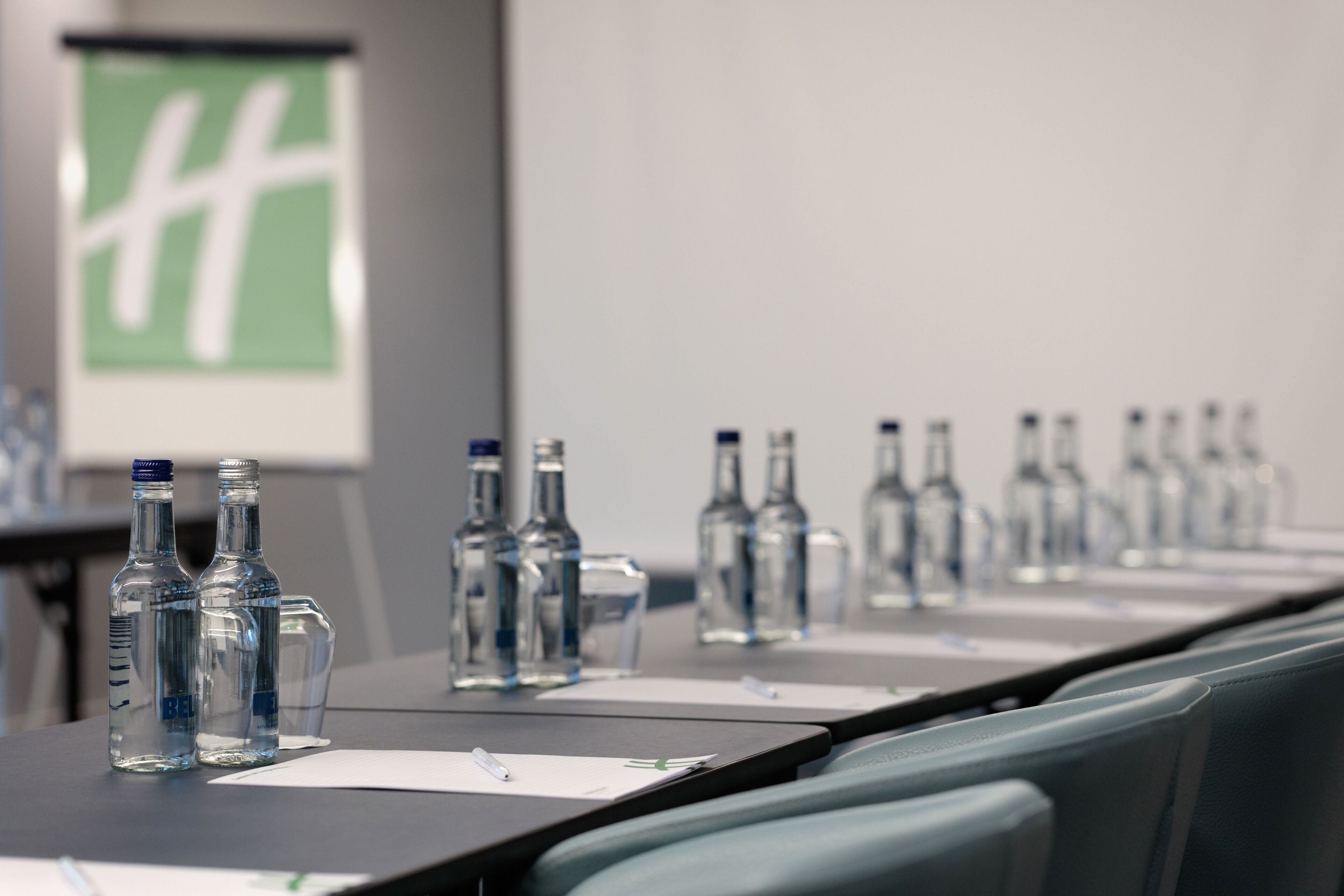 Photo - Holiday Inn London Heathrow - Bath Road by IHG