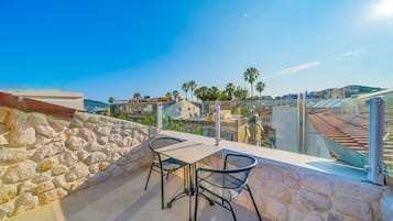 Penthouse | Terrace/patio