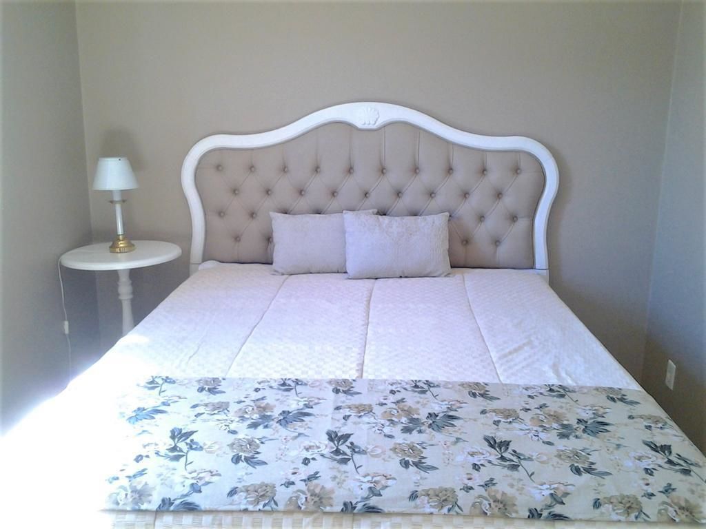 بديكورات فريدة لكل غرفة وطراز فريد لكل وحدة ومكواة/لوح كي