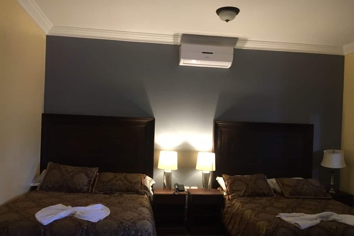 Een bureau, gratis wifi, beddengoed, rolstoeltoegankelijk