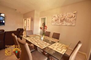 Luxury Suite, 3 Bedrooms | In-room dining