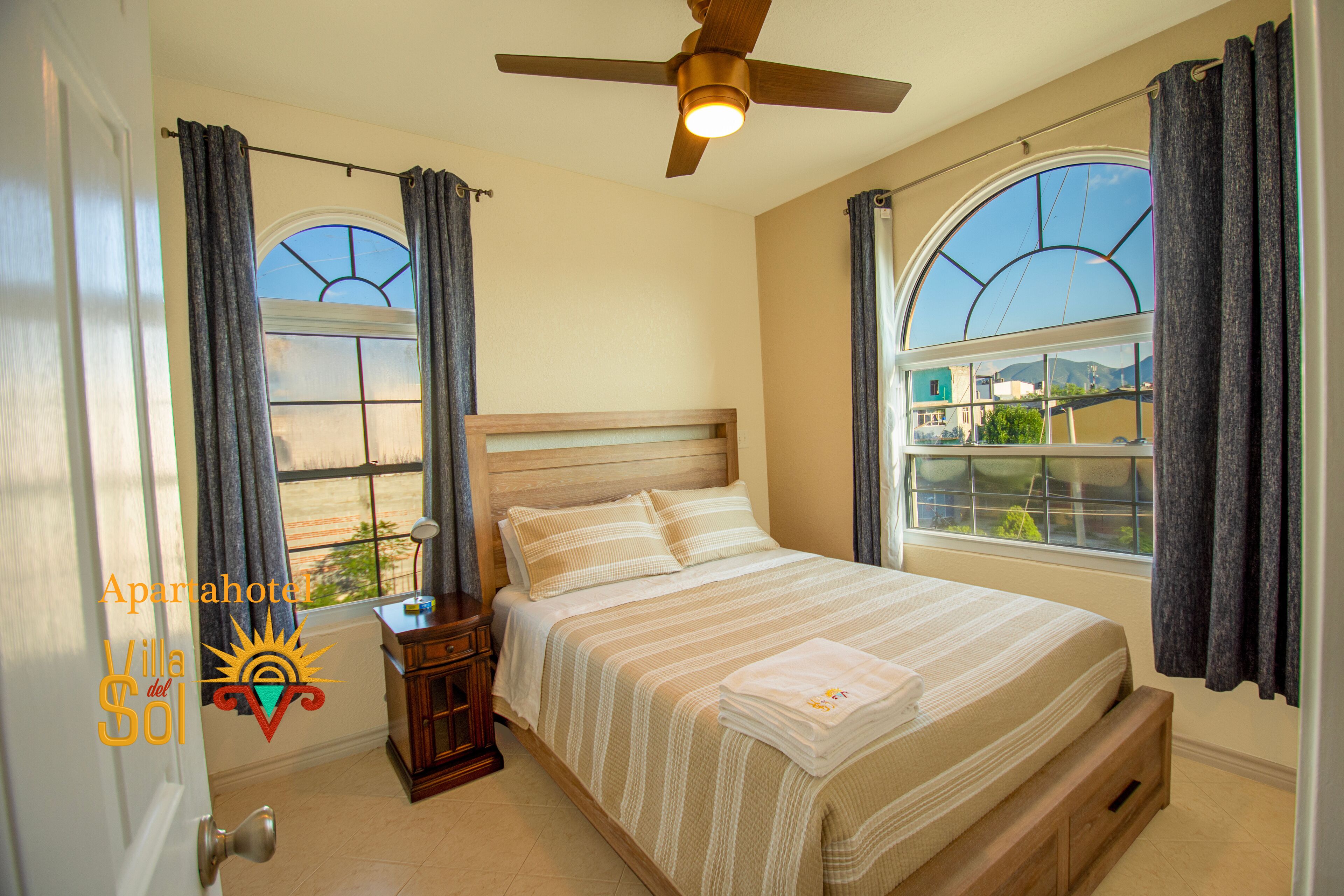 Phòng đôi trung tâm thành phố, 2 phòng ngủ, không hút thuốc, quang cảnh thành phố | Bộ trải giường bằng vải cotton Ai Cập, bộ đồ giường cao cấp 