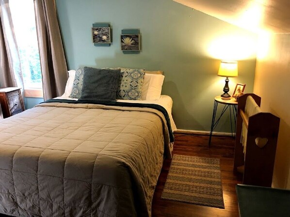 1 habitación, escritorio, tabla de planchar con plancha y wifi gratis 