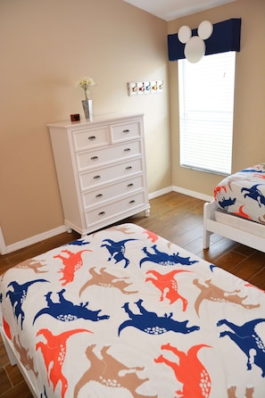 5 bedrooms, iron/ironing board, free WiFi - Private 5 Bedroom Villa Near Disney, free WI-FI 10% OFF LONG TERM RENTALS  (Clermont)